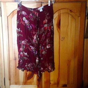 Newport News Red Floral Skirt